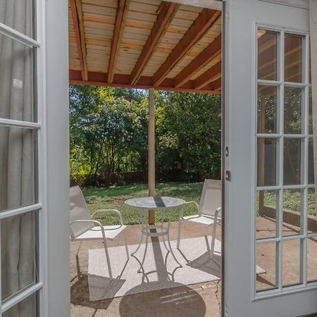 Villa Dual-Family Retreat Sunlit Haven Columbus Esterno foto